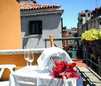 Alex Hotel Venice Exterior photo